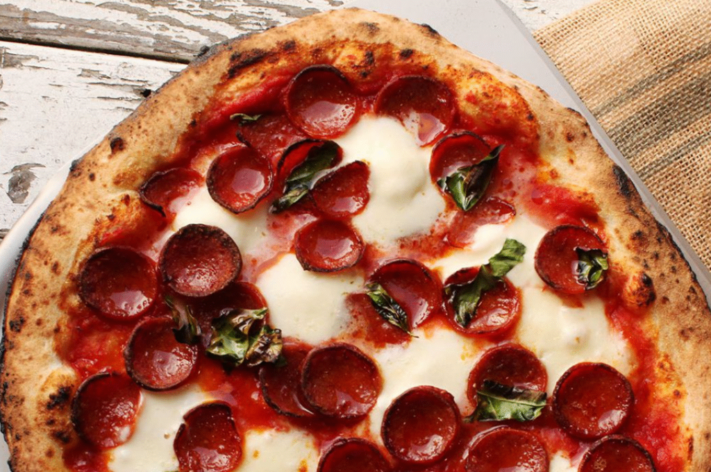 How Many Slices Is a 16 Inch Pizza?