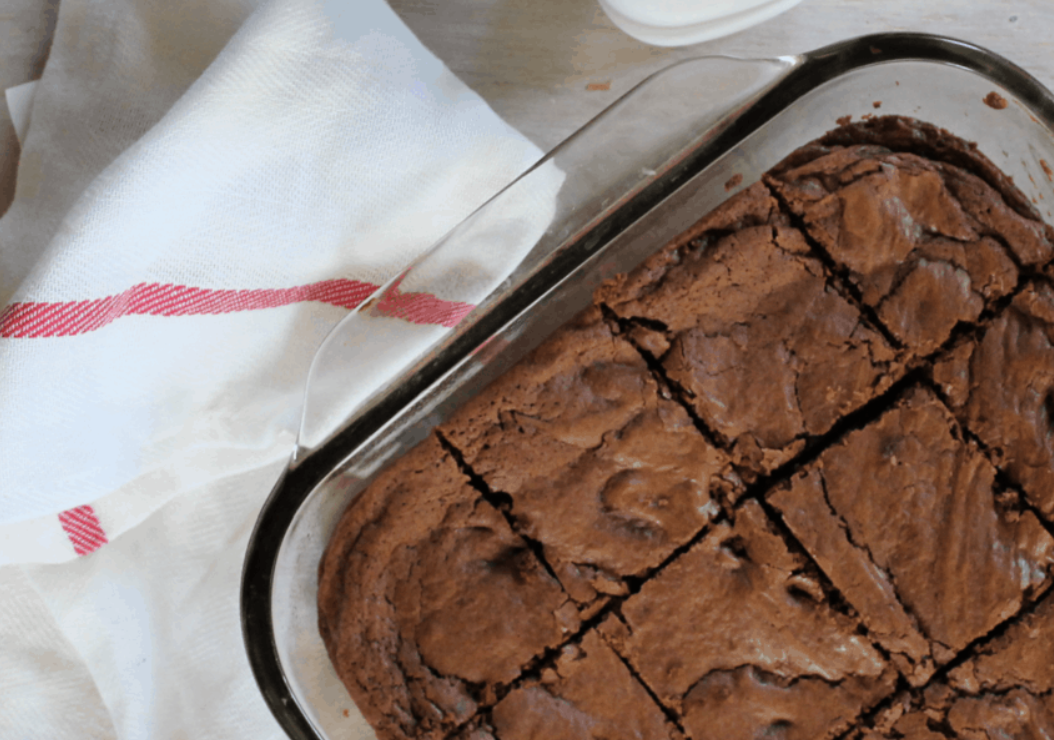 Can You Bake Brownies in a Glass Pan? Oh Snap! Cupcakes