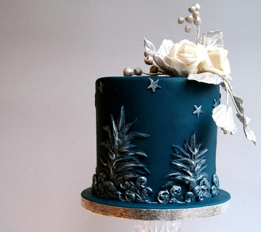 How to Make Navy Blue Buttercream?