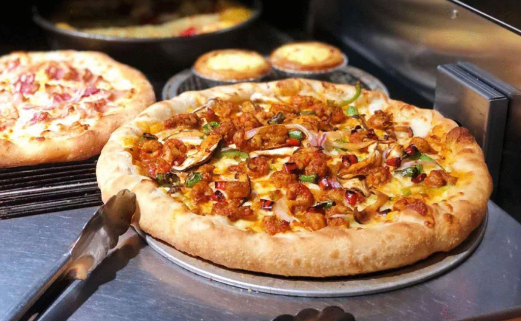 How Many Slices Is a 14 Inch Pizza?