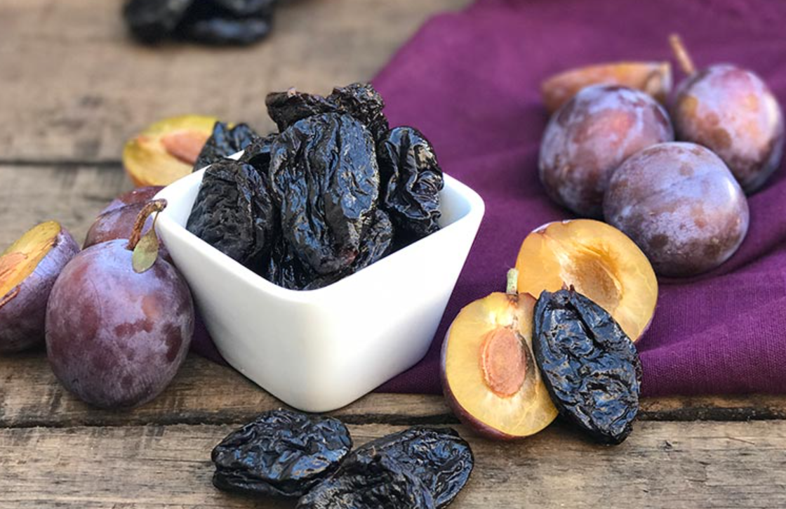 Prune vs Plum What's the Difference? Oh Snap! Cupcakes