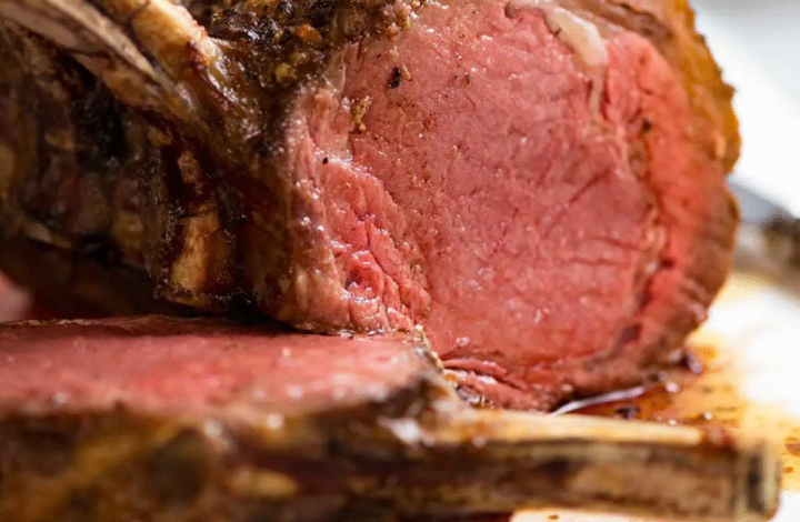 Comparing Rib Roast vs Prime Rib – Get the Perfect Cut for Your Meal
